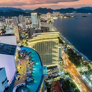  Апартаменты Panorama Oceanfront