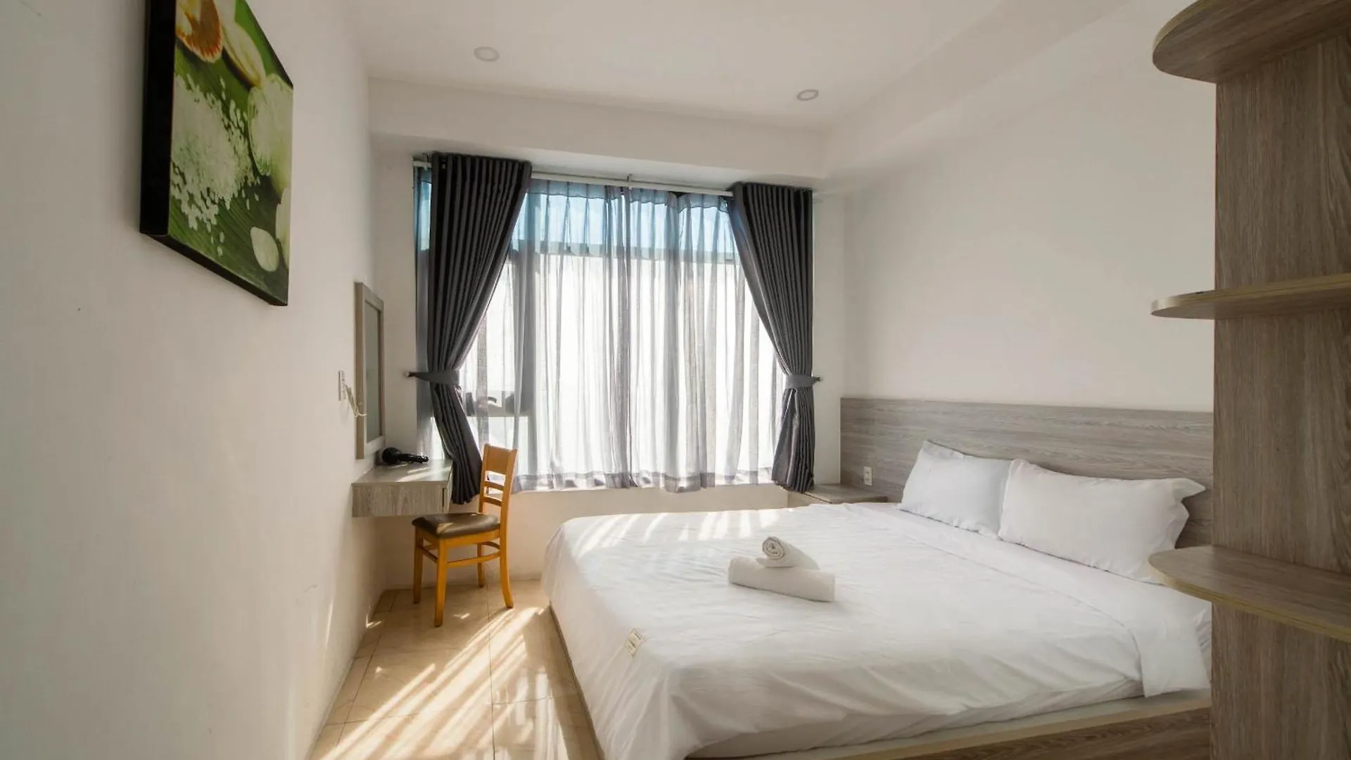 Oceanus Mt Vien Trieu Thai Ha Hotel & Apartment Nha Trang