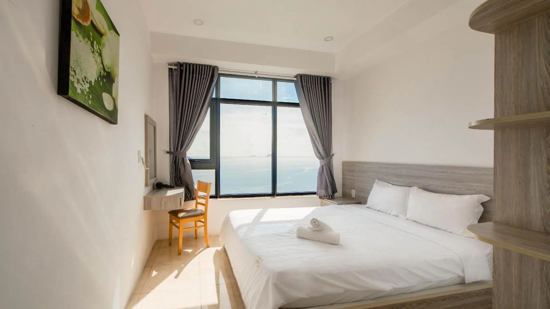 Oceanus Mt Vien Trieu Thai Ha Hotel & Apartment Nha Trang