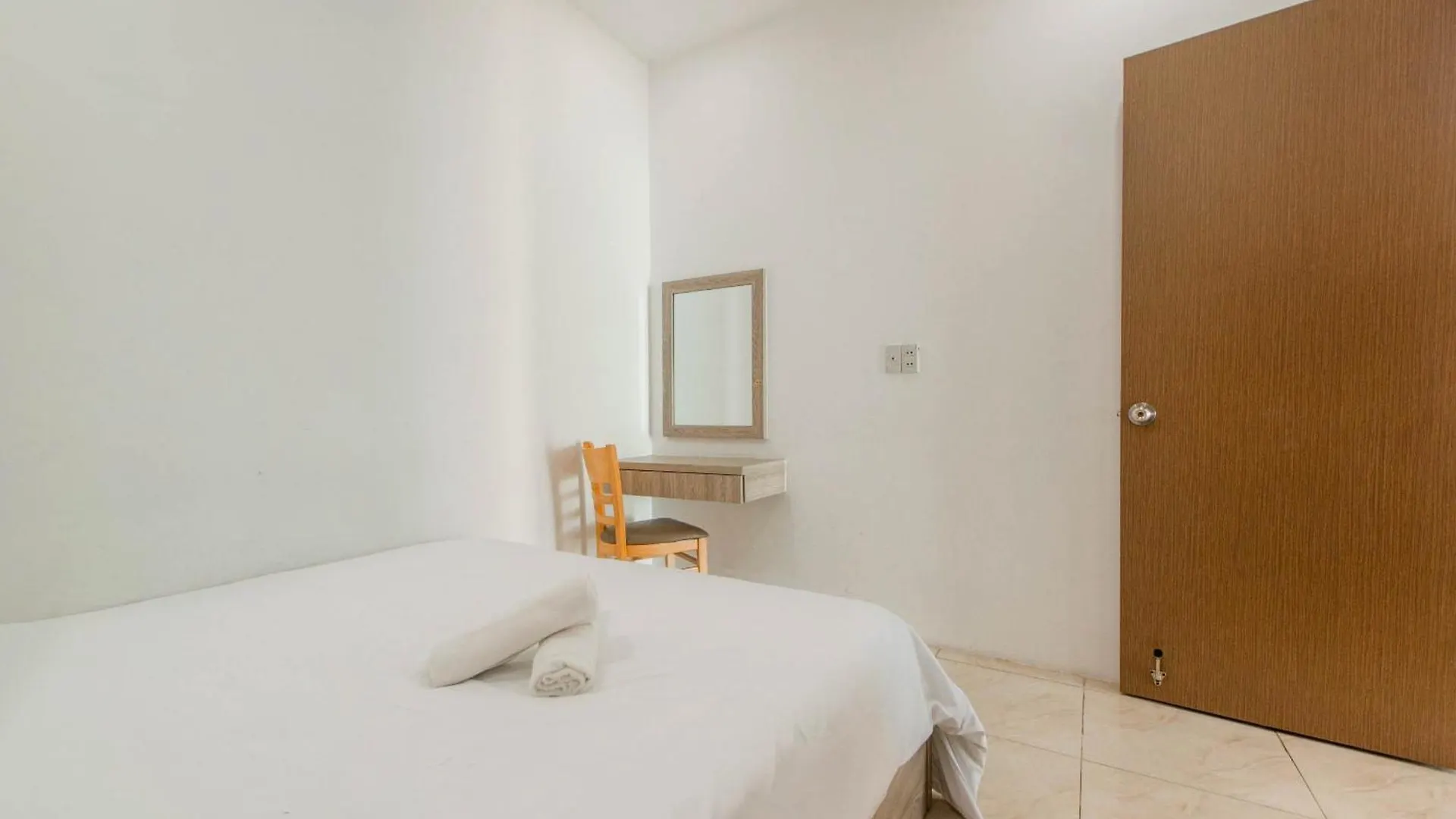 Oceanus Mt Vien Trieu Thai Ha Hotel & Apartment Nha Trang 0*,  Vietnam