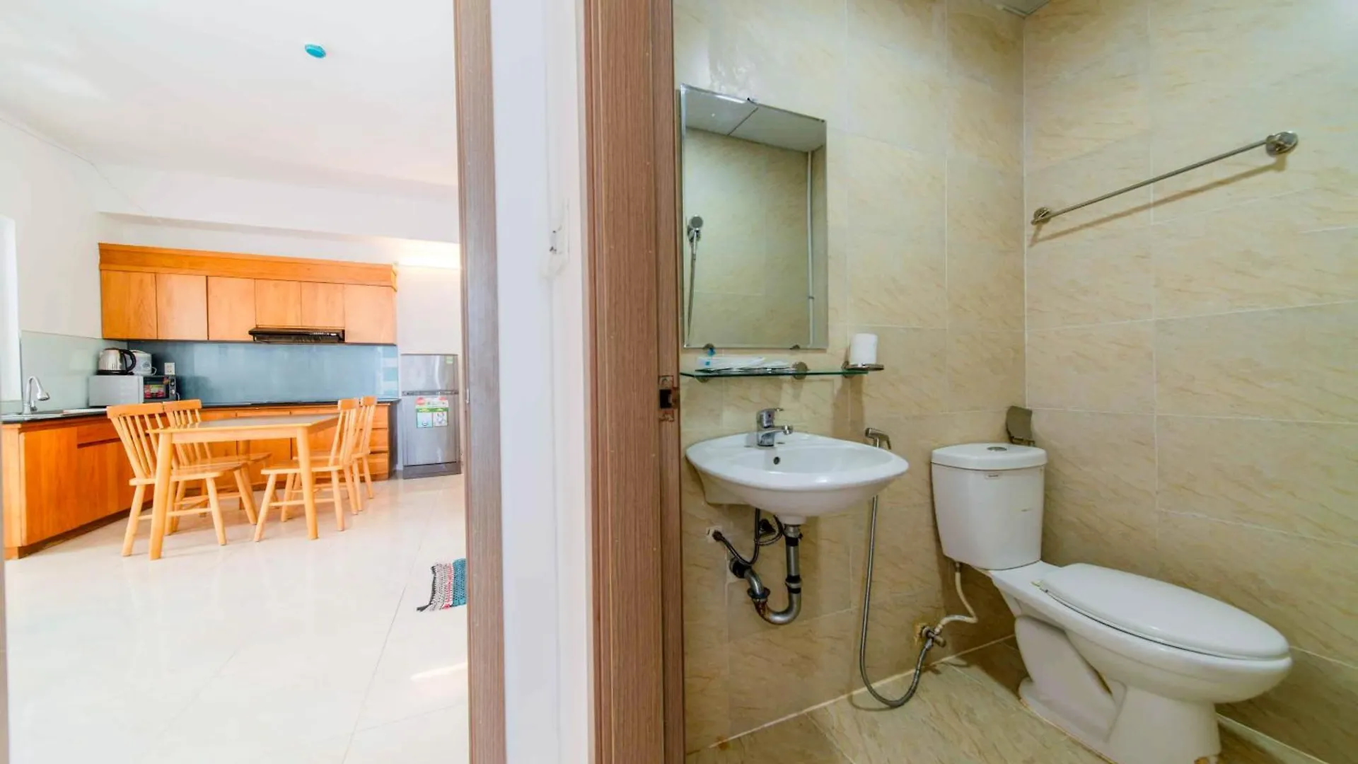 Oceanus Mt Vien Trieu Thai Ha Hotel & Apartment Nha Trang
