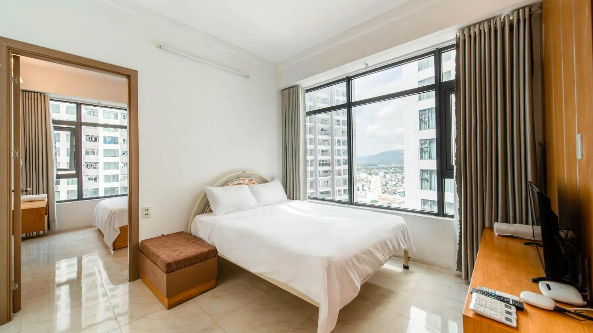 Oceanus Mt Vien Trieu Thai Ha Hotel & Apartment Nha Trang