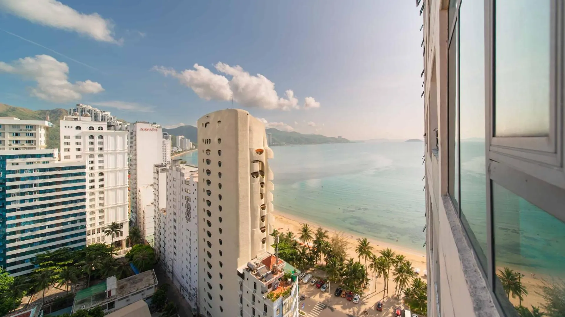Oceanus Mt Vien Trieu Thai Ha Hotel & Apartment Nha Trang
